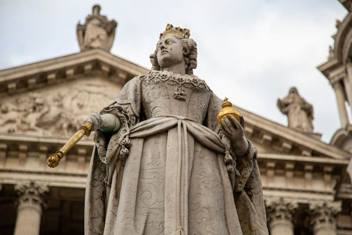 QUEEN ANNE 9 ec4m ay s057 029 focusonanne 725px 1