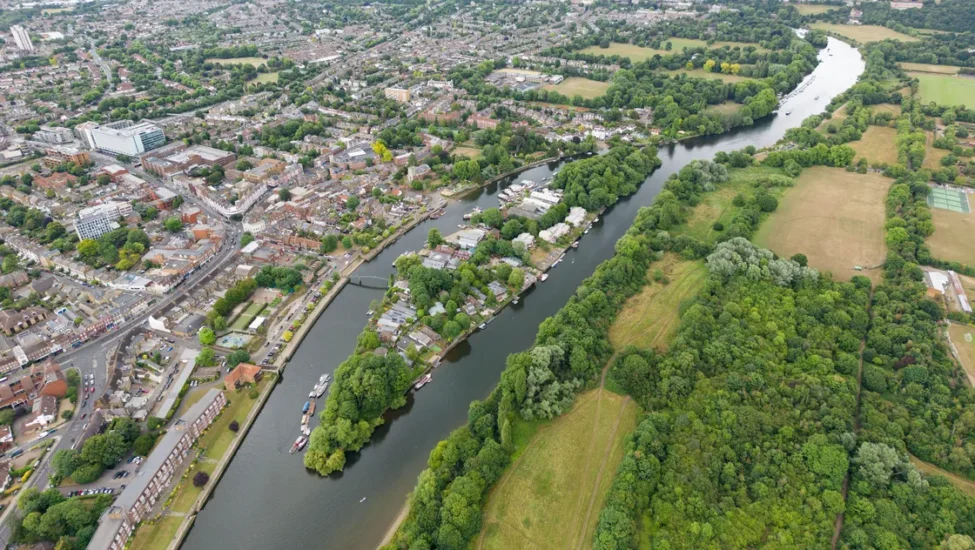 ЛОНДОНСКИЯТ КВАРТАЛ TWICKENHAM 3 wagtailsource eel pie island.width 1120.format webp